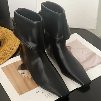 החורף החדש של נשים עור Pu בוהן מרובע שחור עקבים נמוכים מגפי קרסול אבזם החגורה מודרני מגפיים פסטל מגפי צ ' לסי מסיבת נעליים